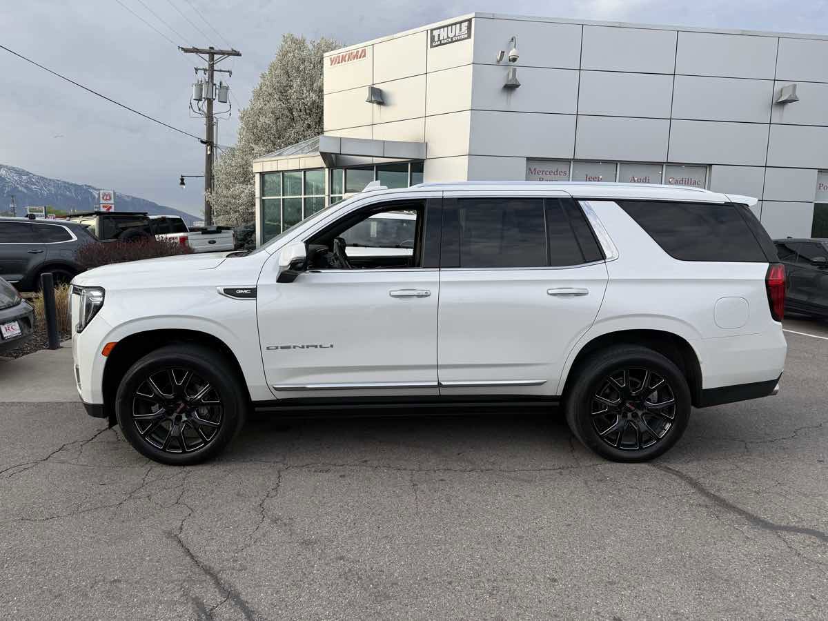 Used 2021 GMC Yukon Denali w/ Denali Ultimate Package image 8