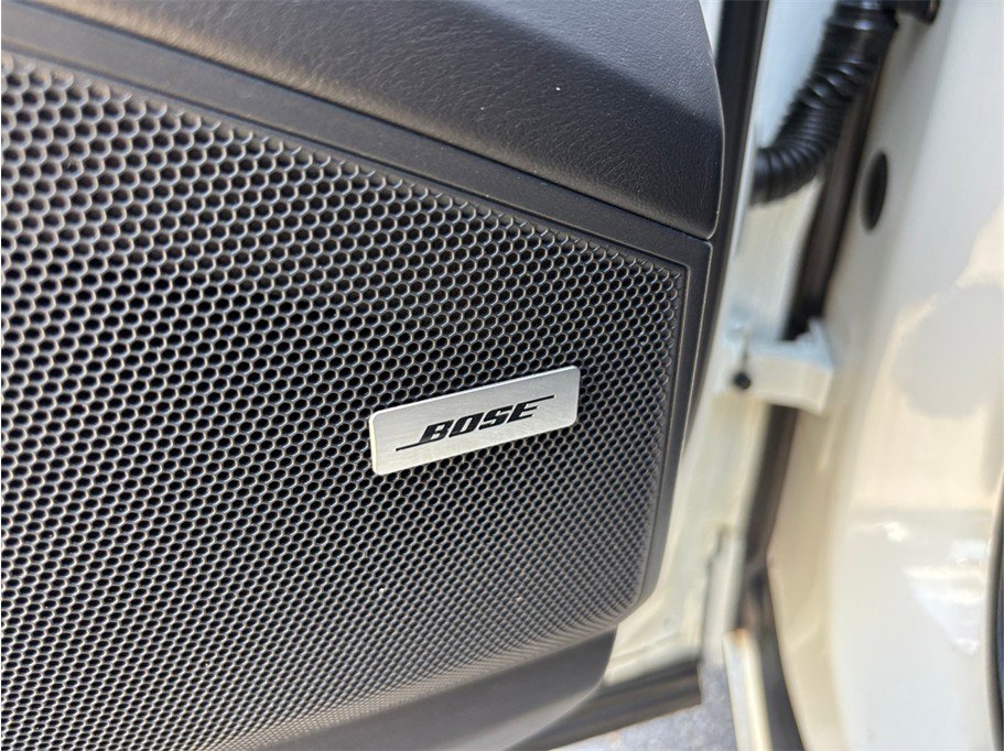 Used 2021 Porsche Cayenne GTS w/ Premium Package image 28
