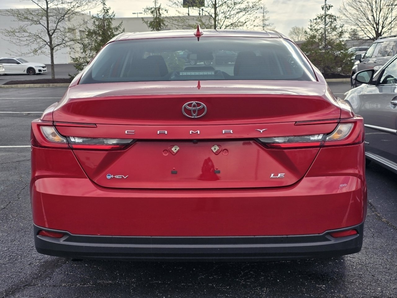 Used 2025 Toyota Camry LE image 6