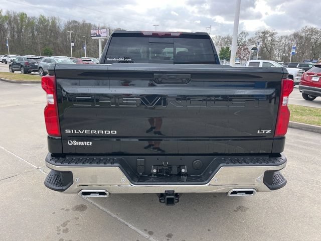 New 2026 Chevrolet Silverado 1500 LTZ w/ LTZ Premium Package AWD/4WD image 7