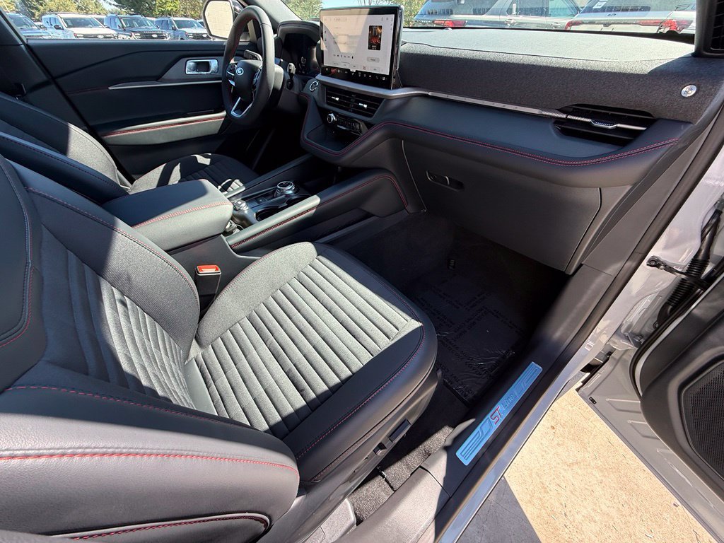 New 2027 Ford Explorer ST-Line AWD/4WD image 23