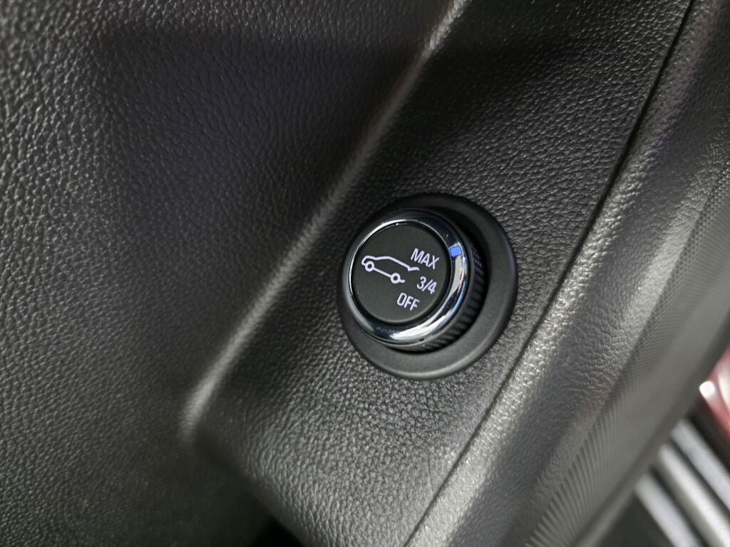 Used 2021 Chevrolet Traverse LT AWD/4WD image 19