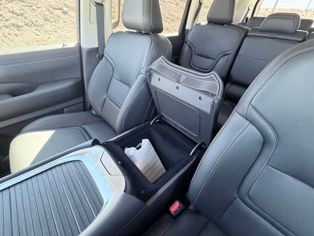 New 2026 Nissan Armada SV image 23