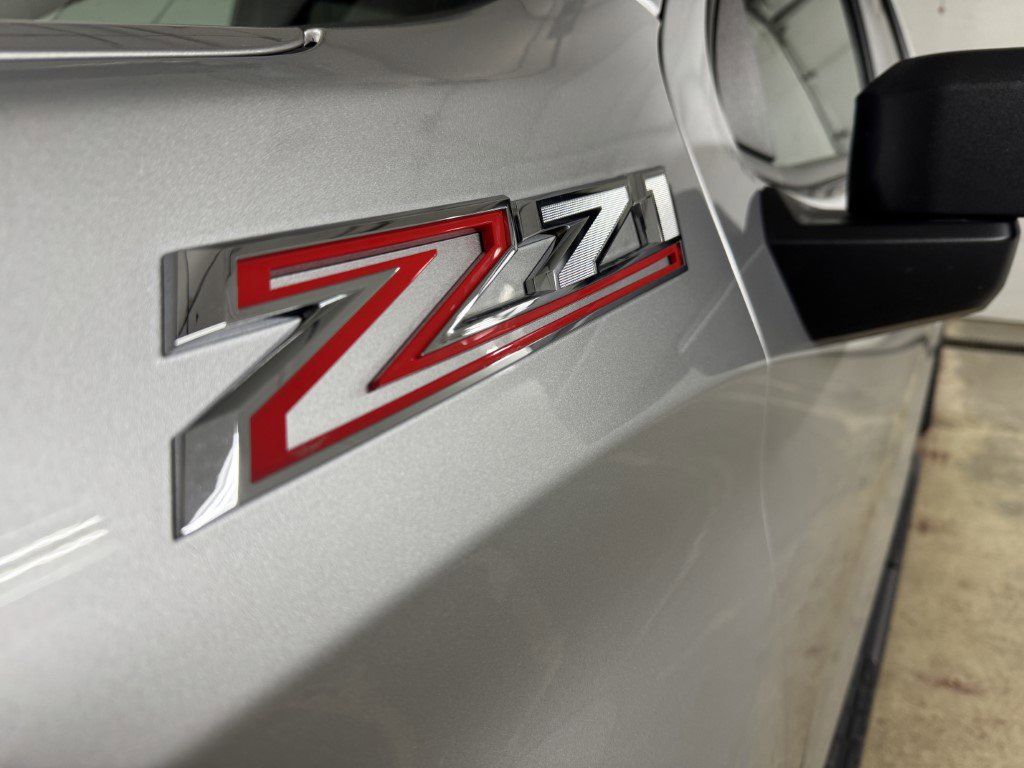 Used 2022 Chevrolet Silverado 1500 LT image 6