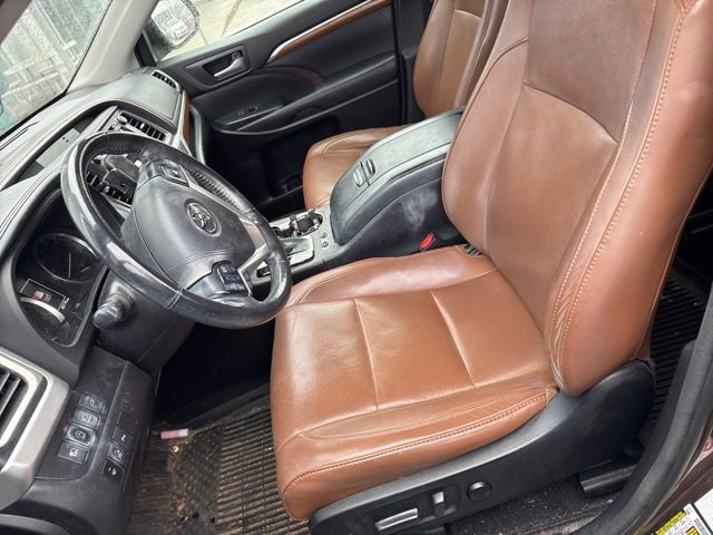 Used 2018 Toyota Highlander Limited Platinum image 7