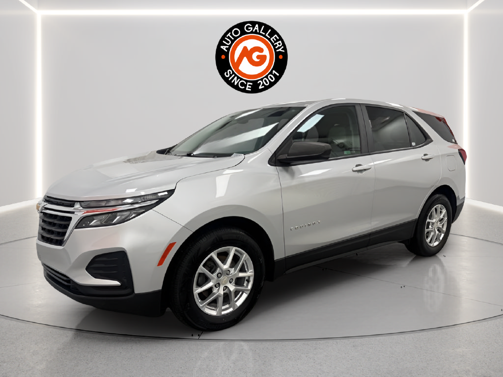 Used 2022 Chevrolet Equinox LS w/ LS Convenience Package FWD image 4