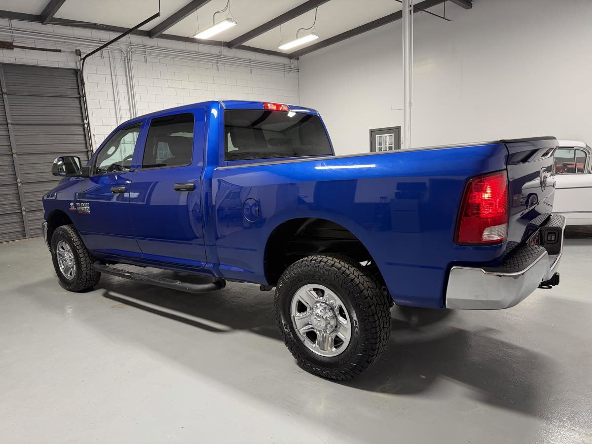 Used 2018 RAM 2500 Tradesman w/ Chrome Appearance Group AWD/4WD image 7