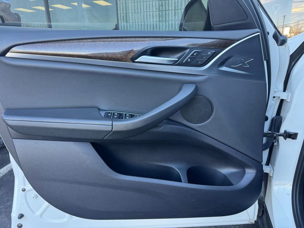Used 2019 BMW X3 xDrive30i image 2