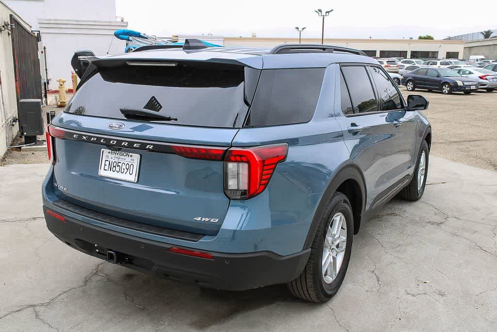 Used 2026 Ford Explorer Active AWD/4WD image 9