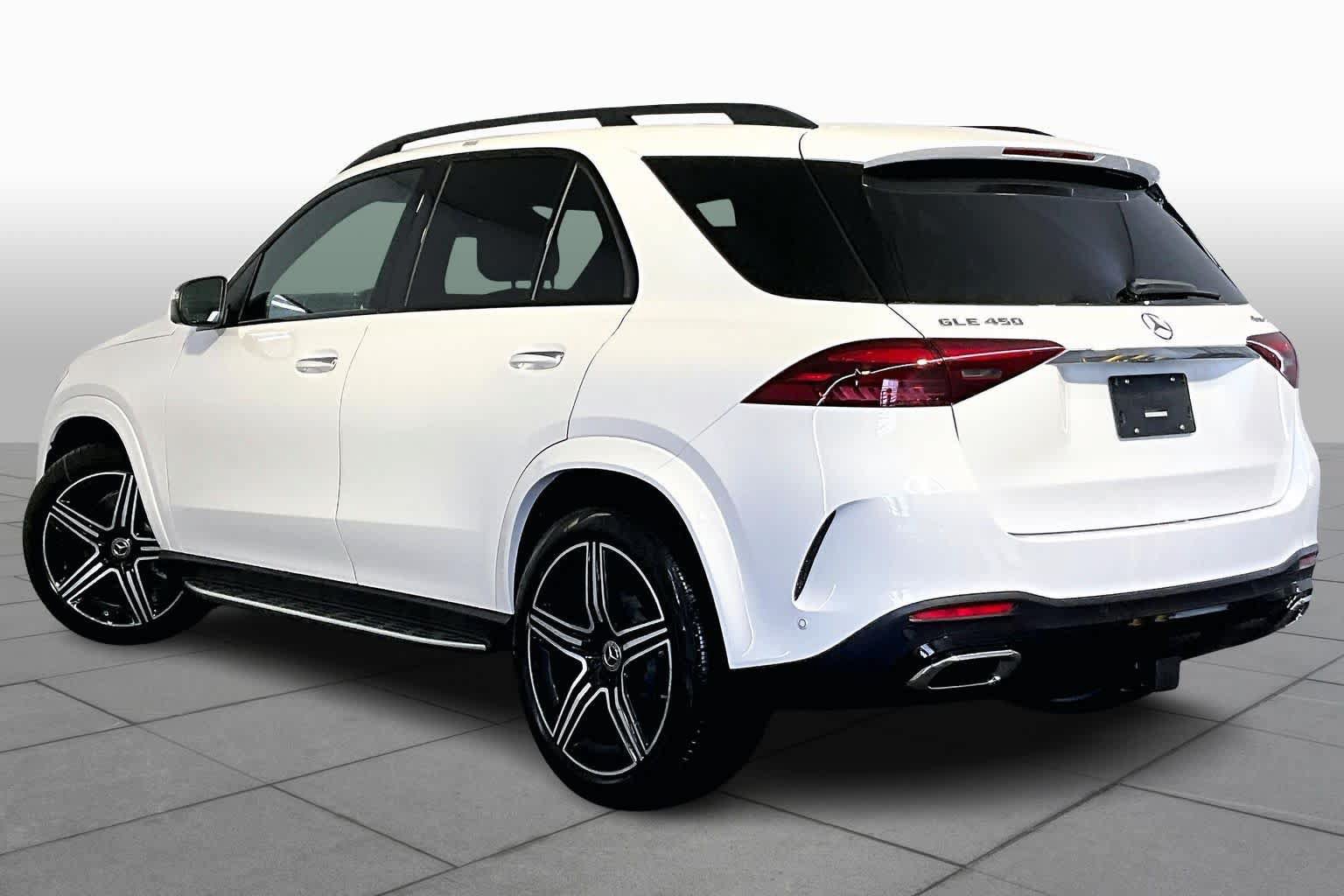 New 2026 Mercedes-Benz GLE 450 4MATIC image 3