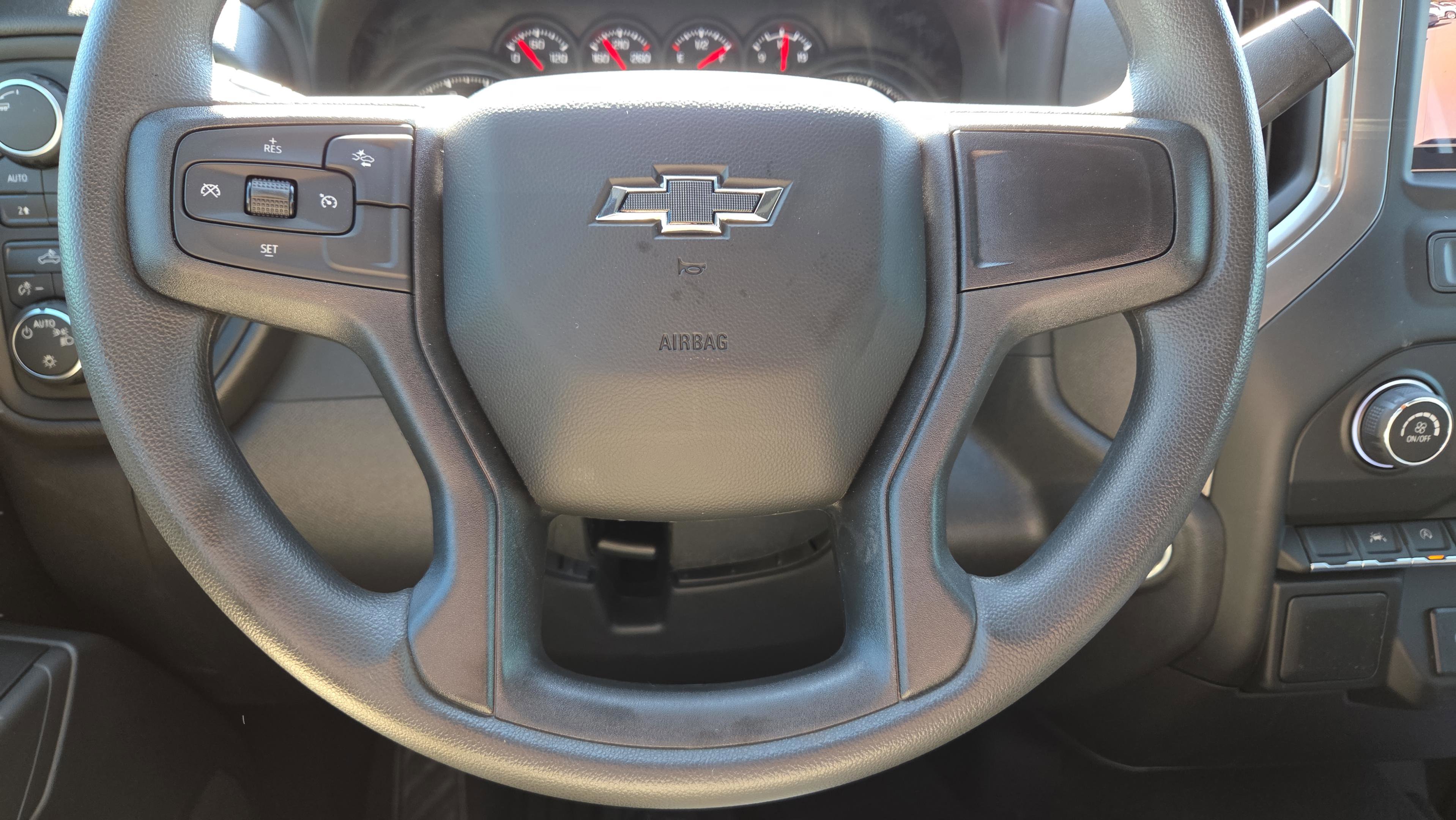 New 2026 Chevrolet Silverado 1500 Custom Trail Boss w/ Dark Appearance Package AWD/4WD image 24