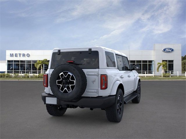 New 2025 Ford Bronco Outer Banks image 8