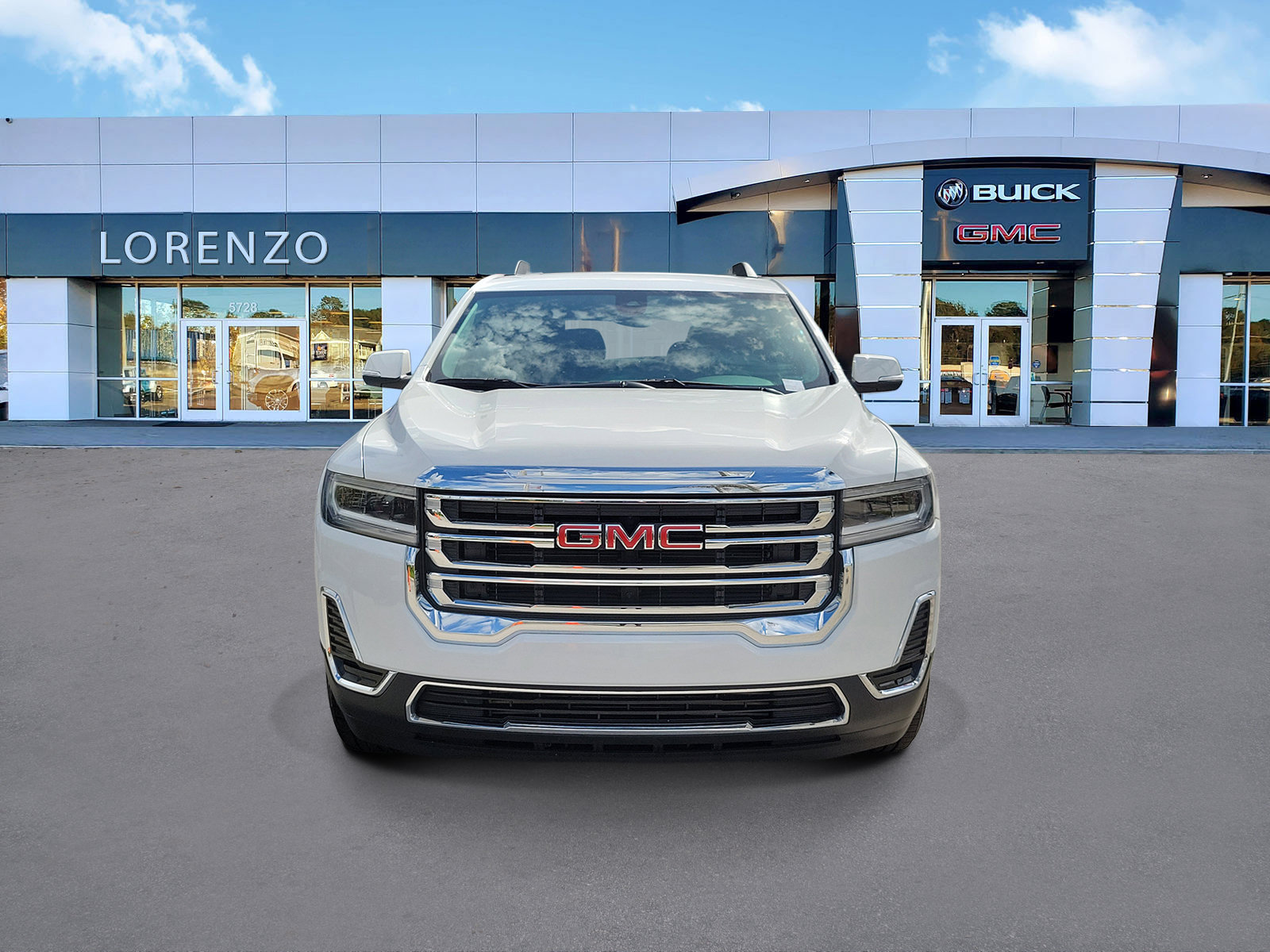 Used 2023 GMC Acadia SLE w/ Driver Convenience Package FWD image 2