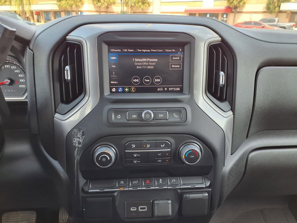 Used 2022 Chevrolet Silverado 1500 Custom w/ Safety Confidence Package AWD/4WD image 26