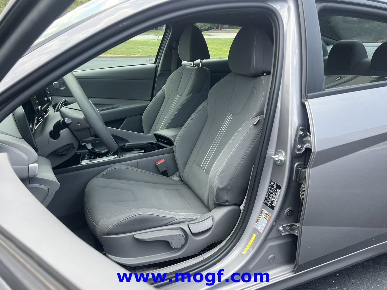 Used 2022 Hyundai Elantra SEL FWD image 17