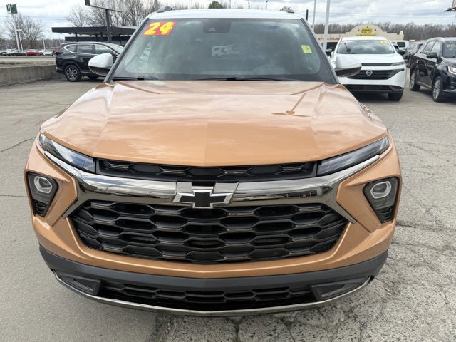 Used 2024 Chevrolet TrailBlazer ACTIV w/ Driver Confidence Package image 2