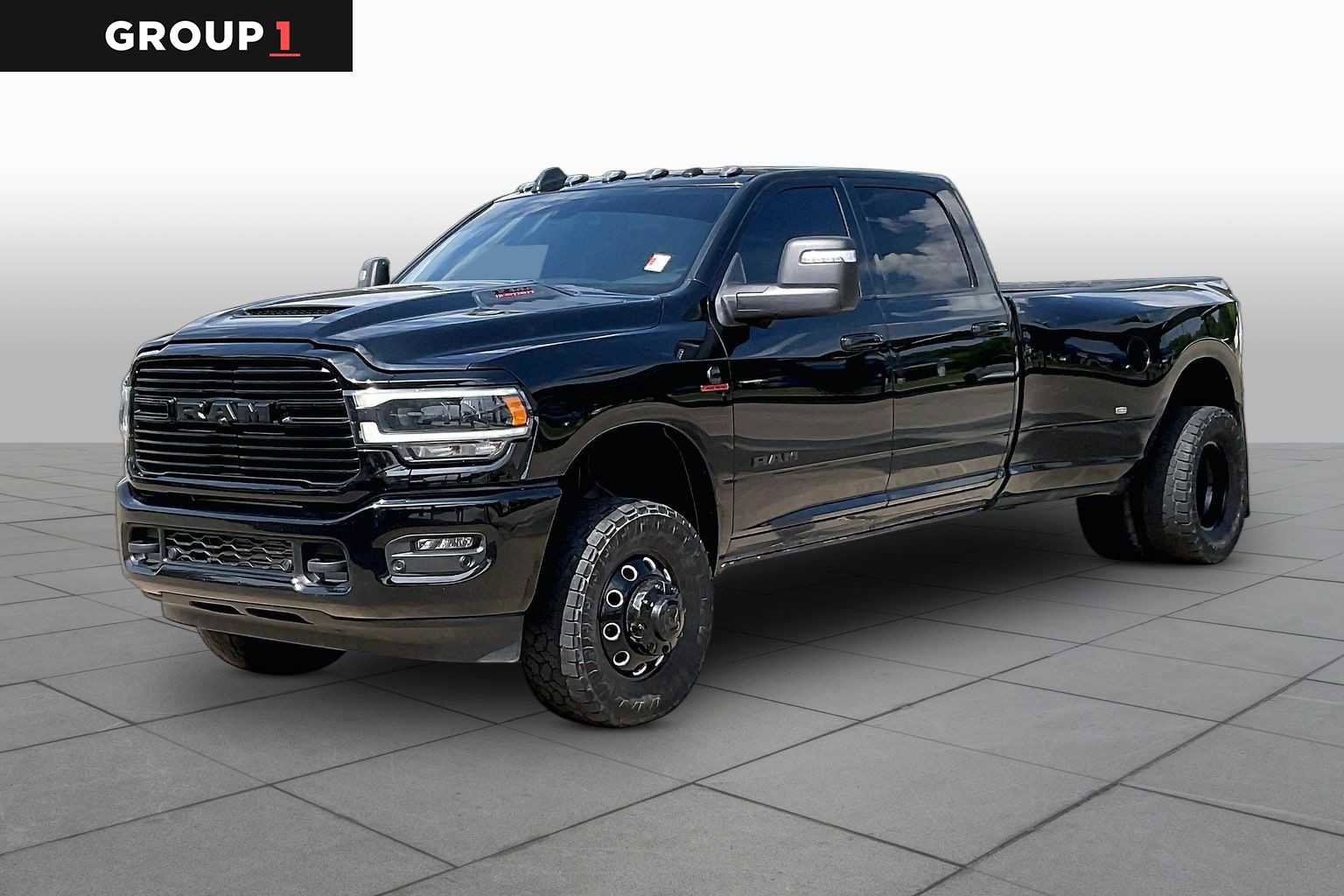 Used 2024 RAM 3500 Laramie w/ Night Edition AWD/4WD image 1