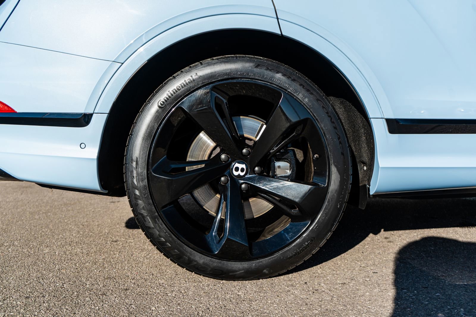 Certified 2022 Bentley Bentayga image 15