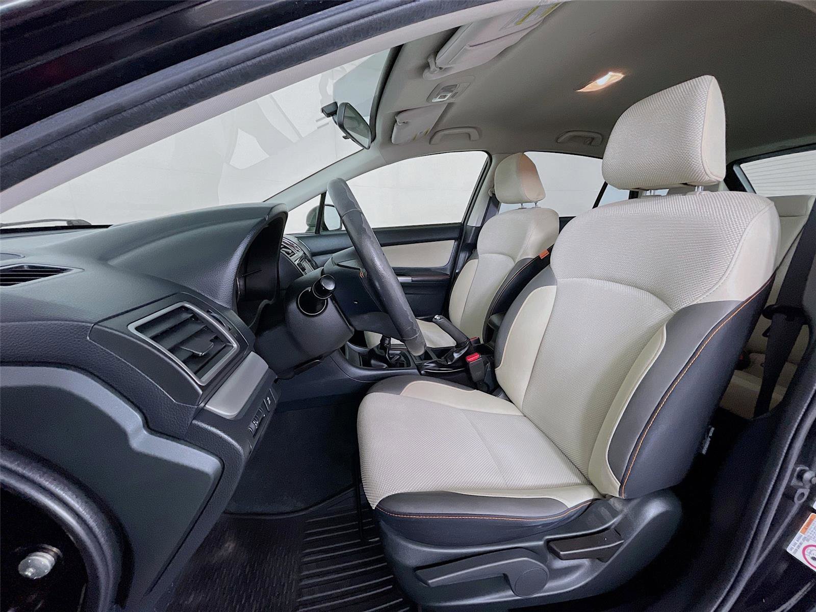 Used 2016 Subaru Crosstrek 2.0i Premium image 22