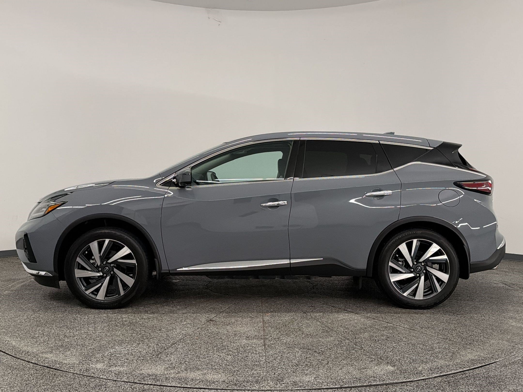 Used 2024 Nissan Murano SL w/ Cargo Package AWD/4WD image 2