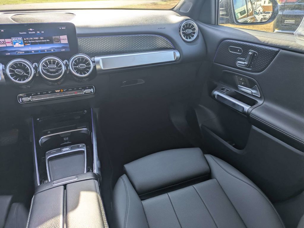 Used 2024 Mercedes-Benz GLB 250 image 20
