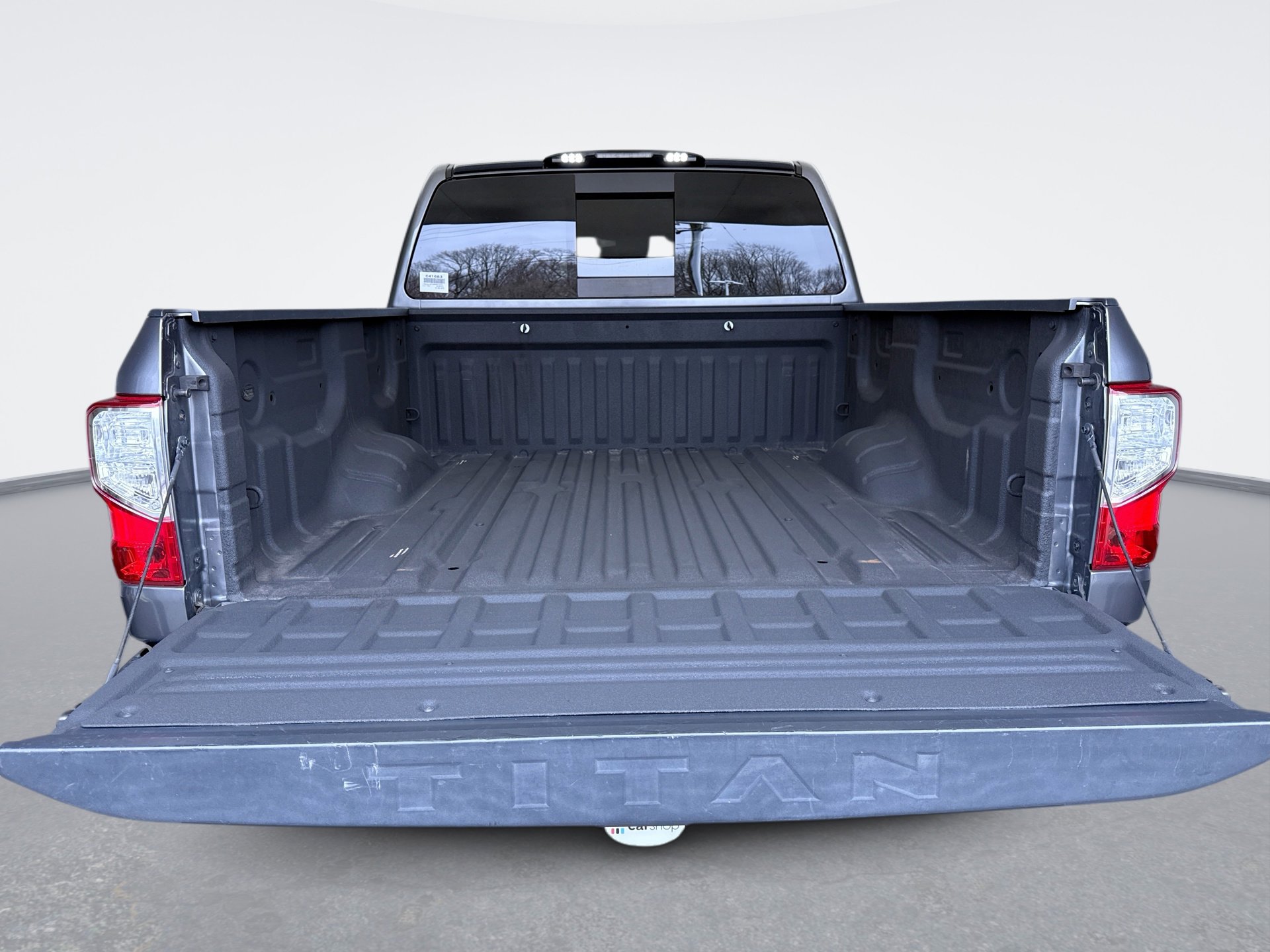 Used 2021 Nissan Titan SV w/ Accessory Utility Package image 21