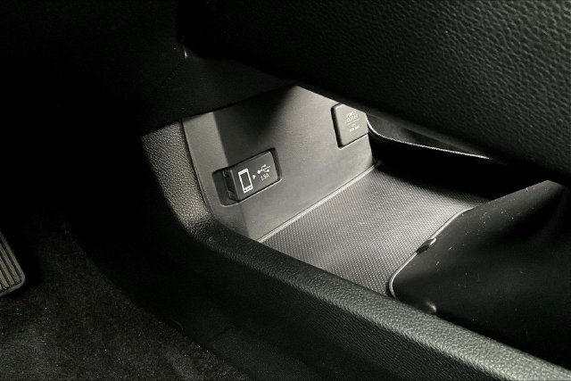 Used 2017 Honda Civic EX-T image 16