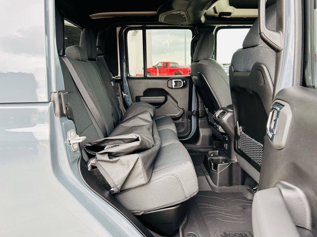 New 2025 Jeep Gladiator Rubicon image 27
