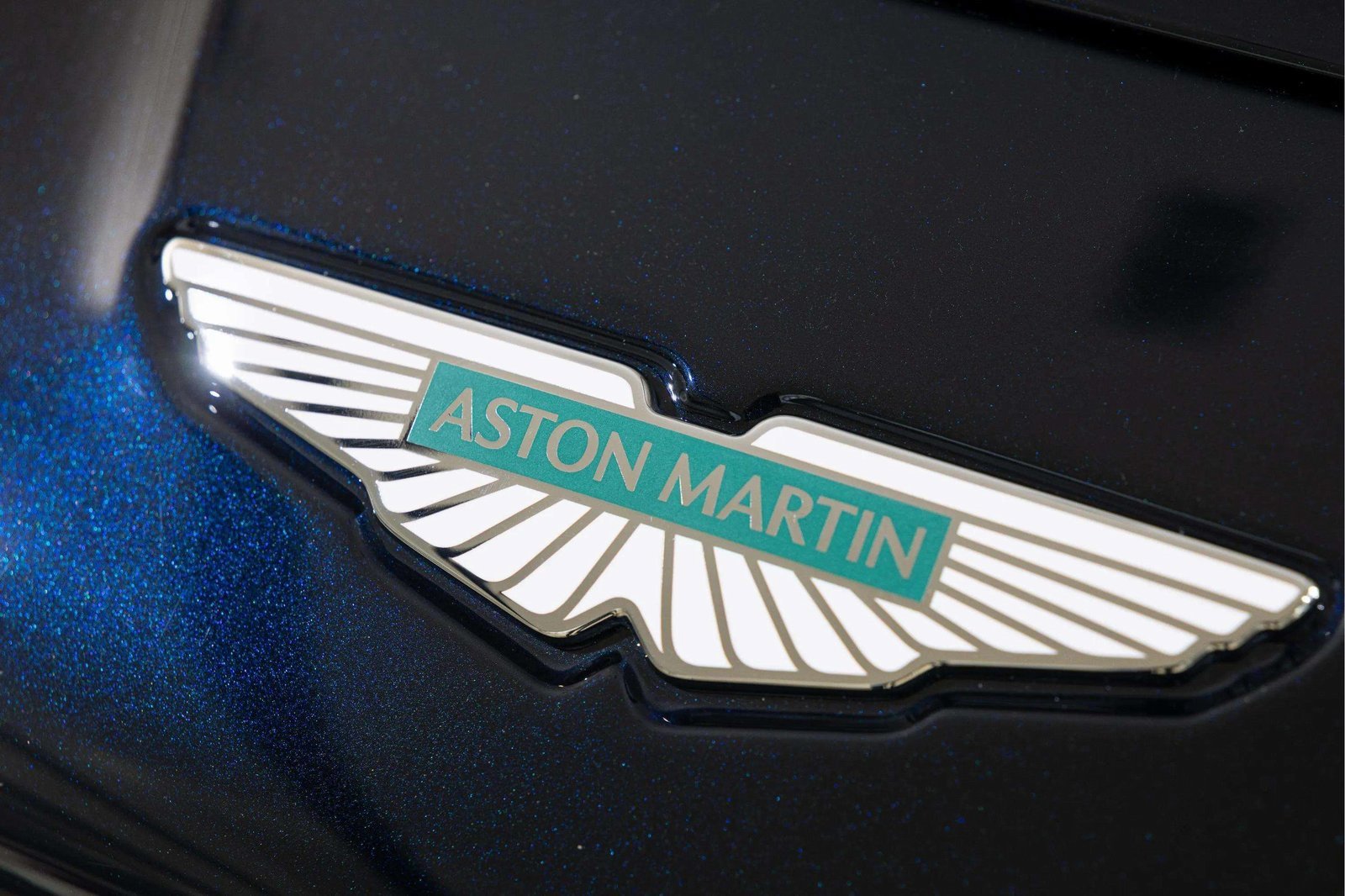 New 2026 Aston Martin Vanquish Convertible RWD image 56