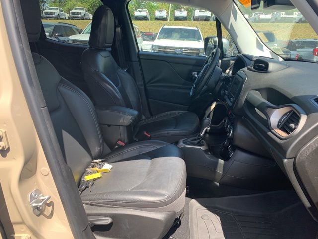 Used 2016 Jeep Renegade Limited AWD/4WD image 15