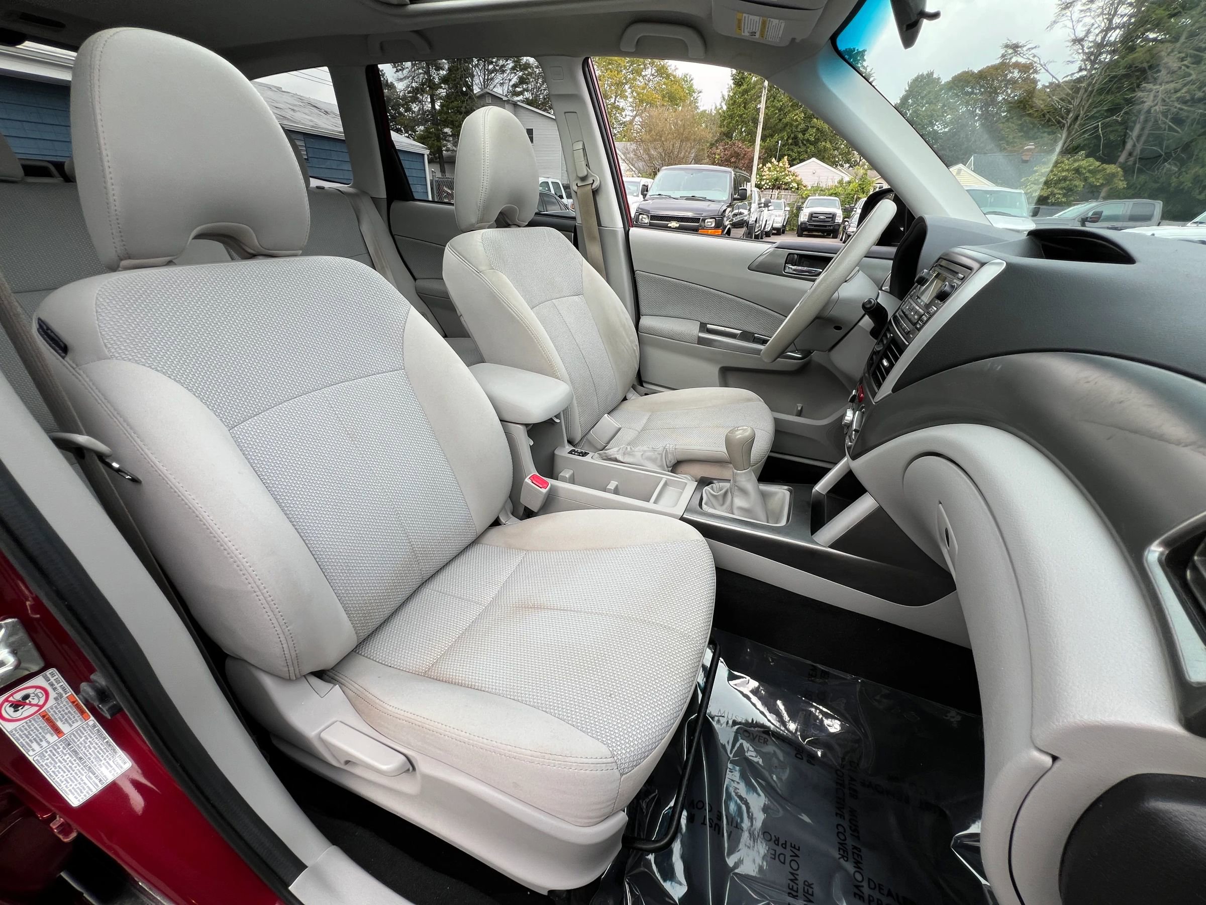 Used 2011 Subaru Forester 2.5X Premium w/ All-Weather Pkg image 30