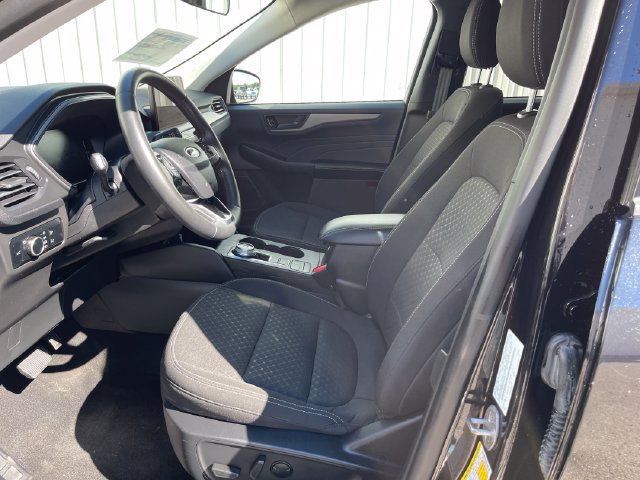 Used 2024 Ford Escape Active AWD/4WD image 9