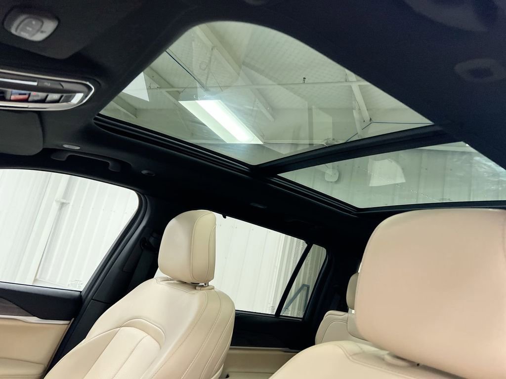 New 2025 Jeep Grand Cherokee L Limited w/ Luxury Tech Group II image 19