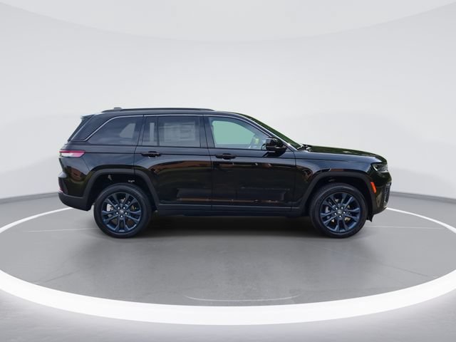 New 2026 Jeep Grand Cherokee Limited AWD/4WD image 9