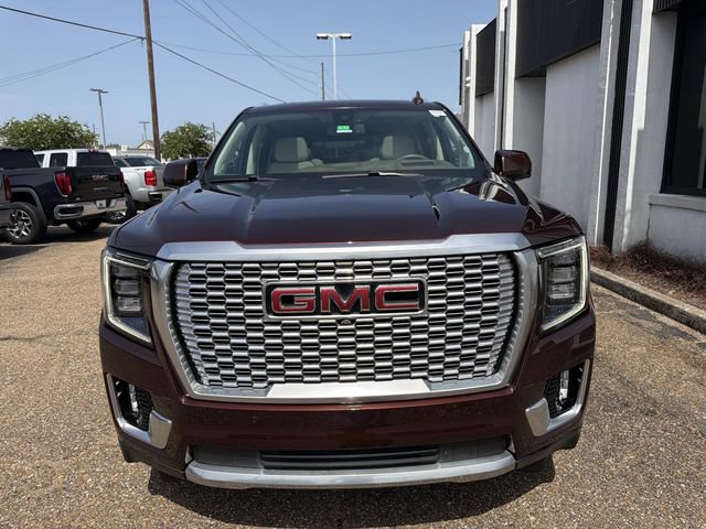 Used 2022 GMC Yukon XL Denali w/ Max Trailering Package AWD/4WD image 2