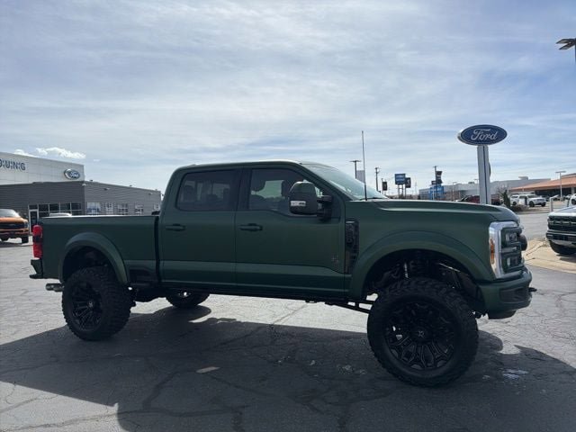 New 2026 Ford F250 Lariat w/ Black Appearance Package AWD/4WD image 7