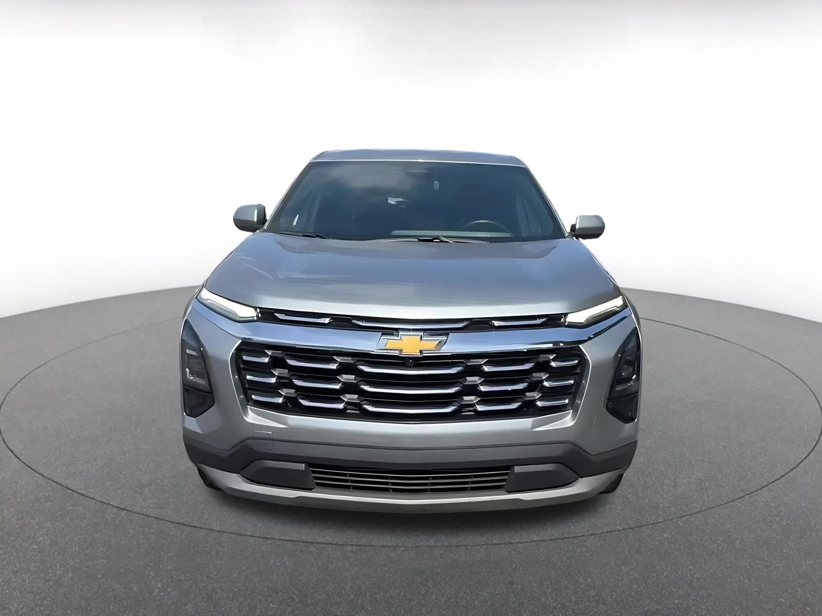 Used 2025 Chevrolet Equinox LT AWD/4WD image 4