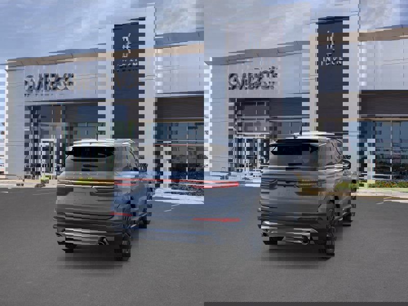 New 2025 Lincoln Corsair Reserve image 8