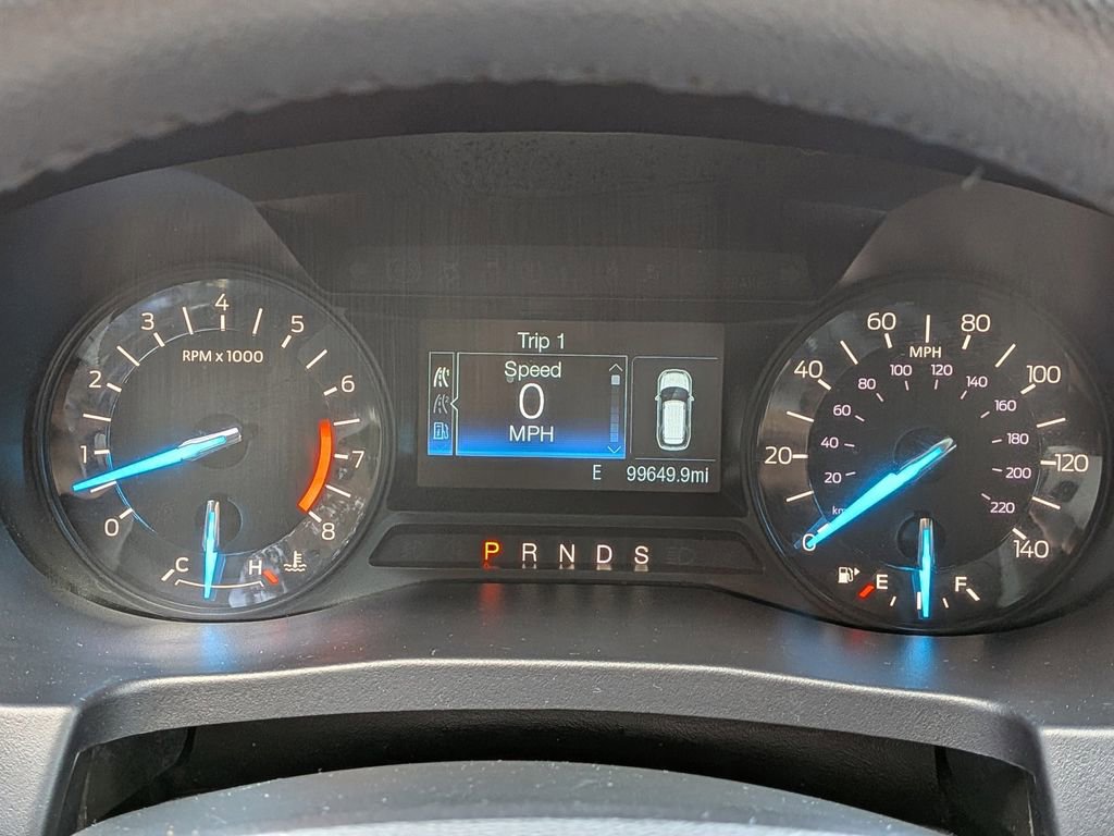 Used 2018 Ford Explorer XLT FWD image 24