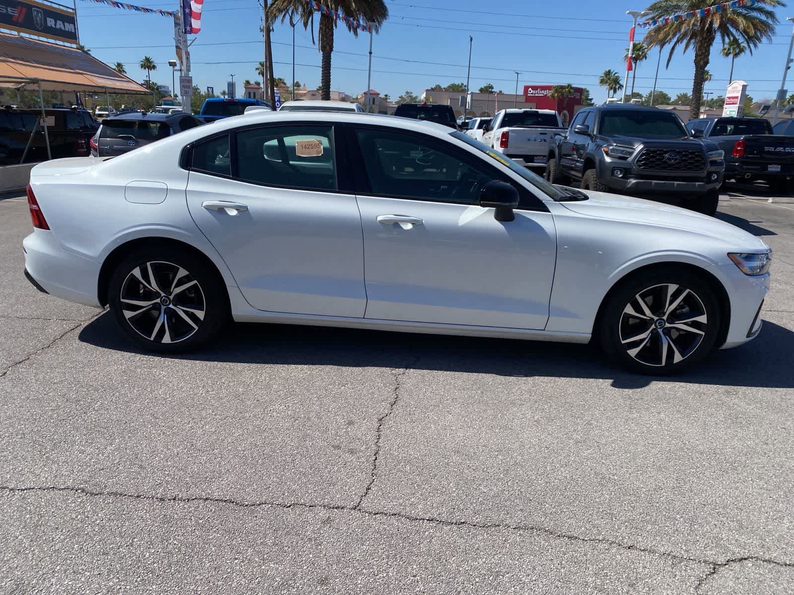 Used 2024 Volvo S60 B5 Core FWD image 4