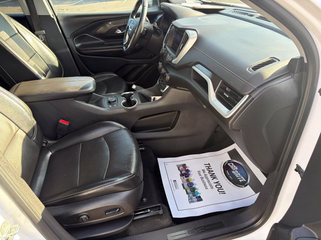 Used 2023 GMC Terrain SLT FWD image 33