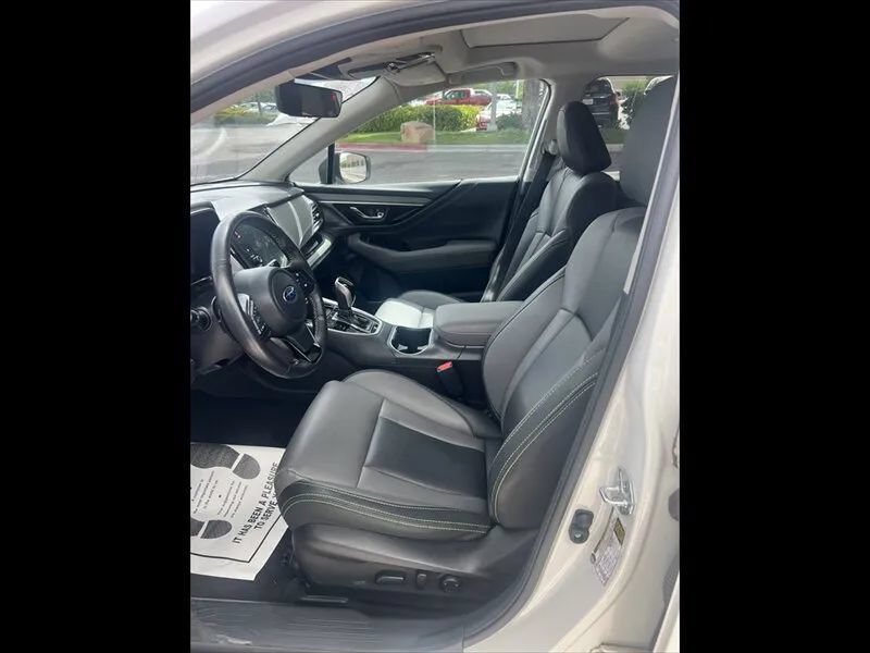 Used 2024 Subaru Outback Onyx Edition AWD/4WD image 10