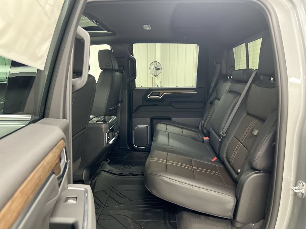 New 2026 Chevrolet Silverado 3500 High Country w/ High Country Premium Package AWD/4WD image 19