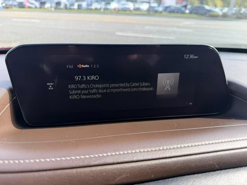 Used 2022 MAZDA CX-30 AWD 2.5 S w/ Premium Package image 18