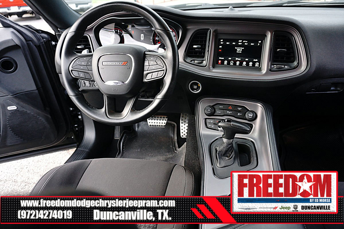 Used 2023 Dodge Challenger R/T w/ Blacktop Package image 16