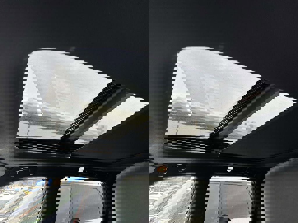 Used 2025 INFINITI QX60 Luxe w/ Black Edition image 19