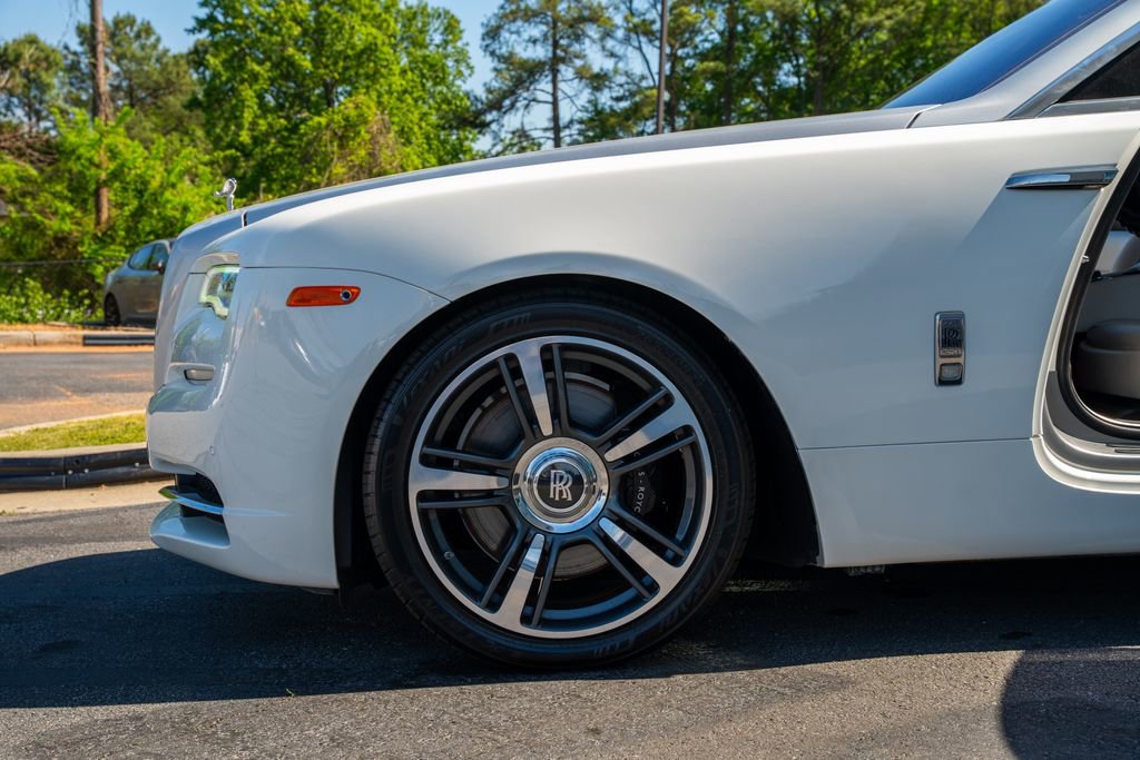 Used 2018 Rolls-Royce Wraith image 4