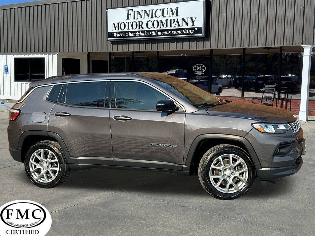 Used 2024 Jeep Compass Latitude