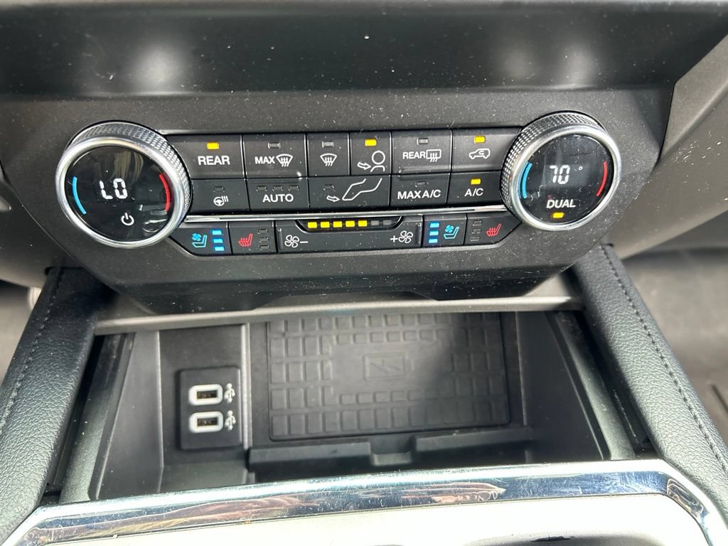 Used 2019 Ford Expedition Max XLT w/ Equipment Group 202A AWD/4WD image 33