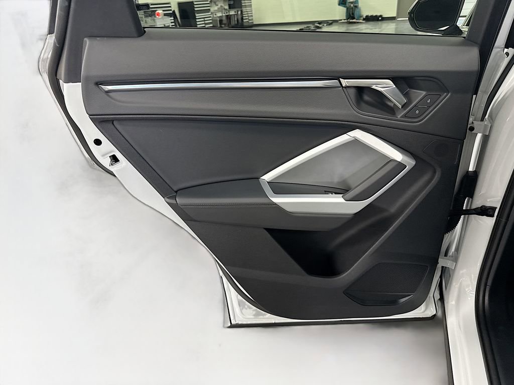 Certified 2024 Audi Q3 2.0T Premium Plus image 24